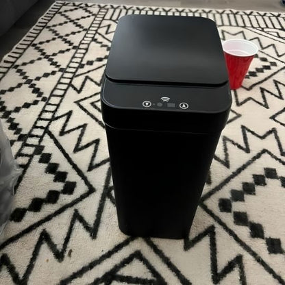 poubelle de cuisine noire automatique