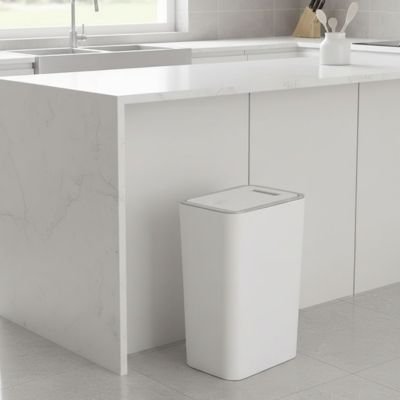 Poubelle de cuisine pratique